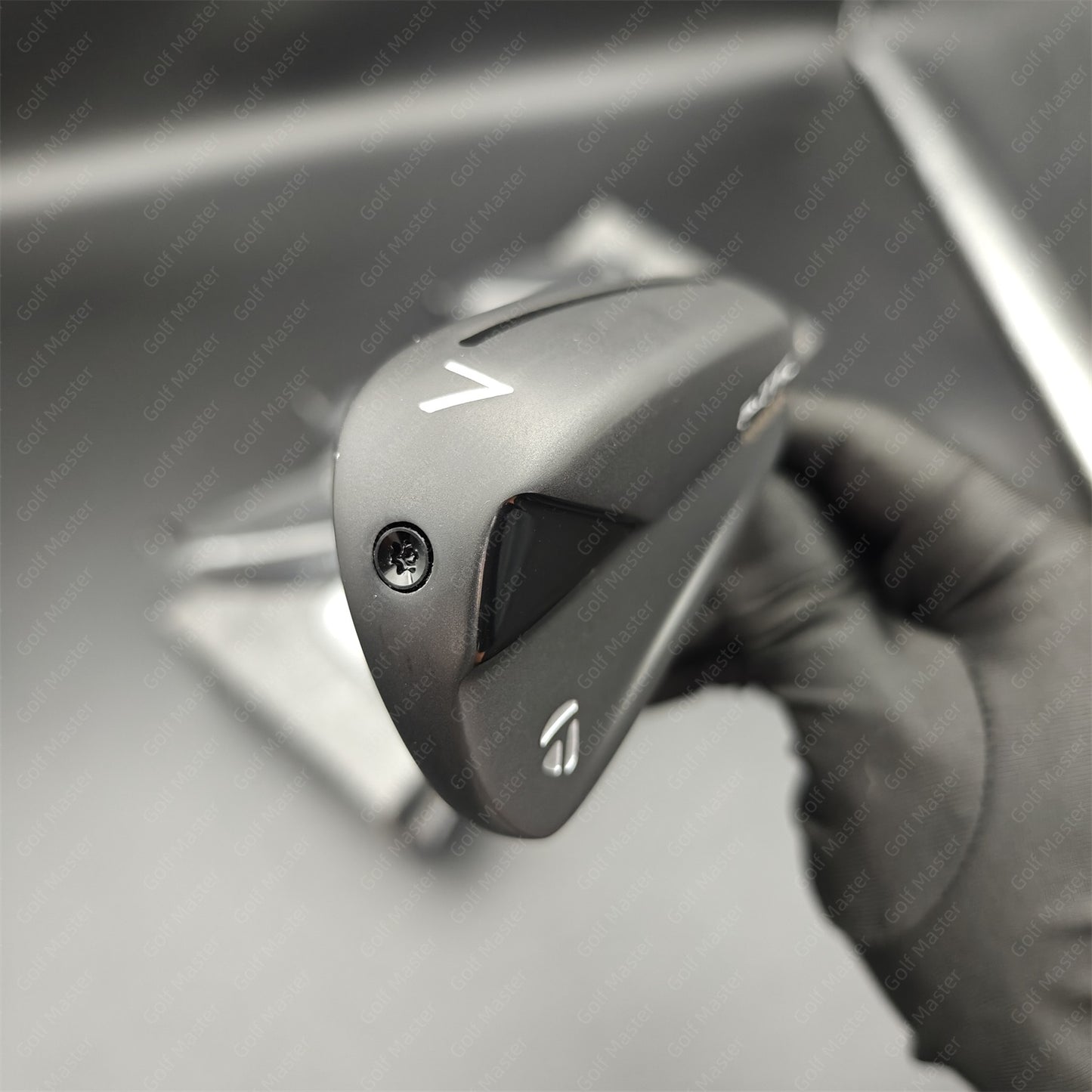 P770 black Irons