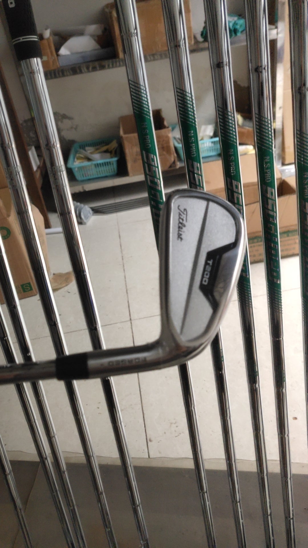 T200 Irons type