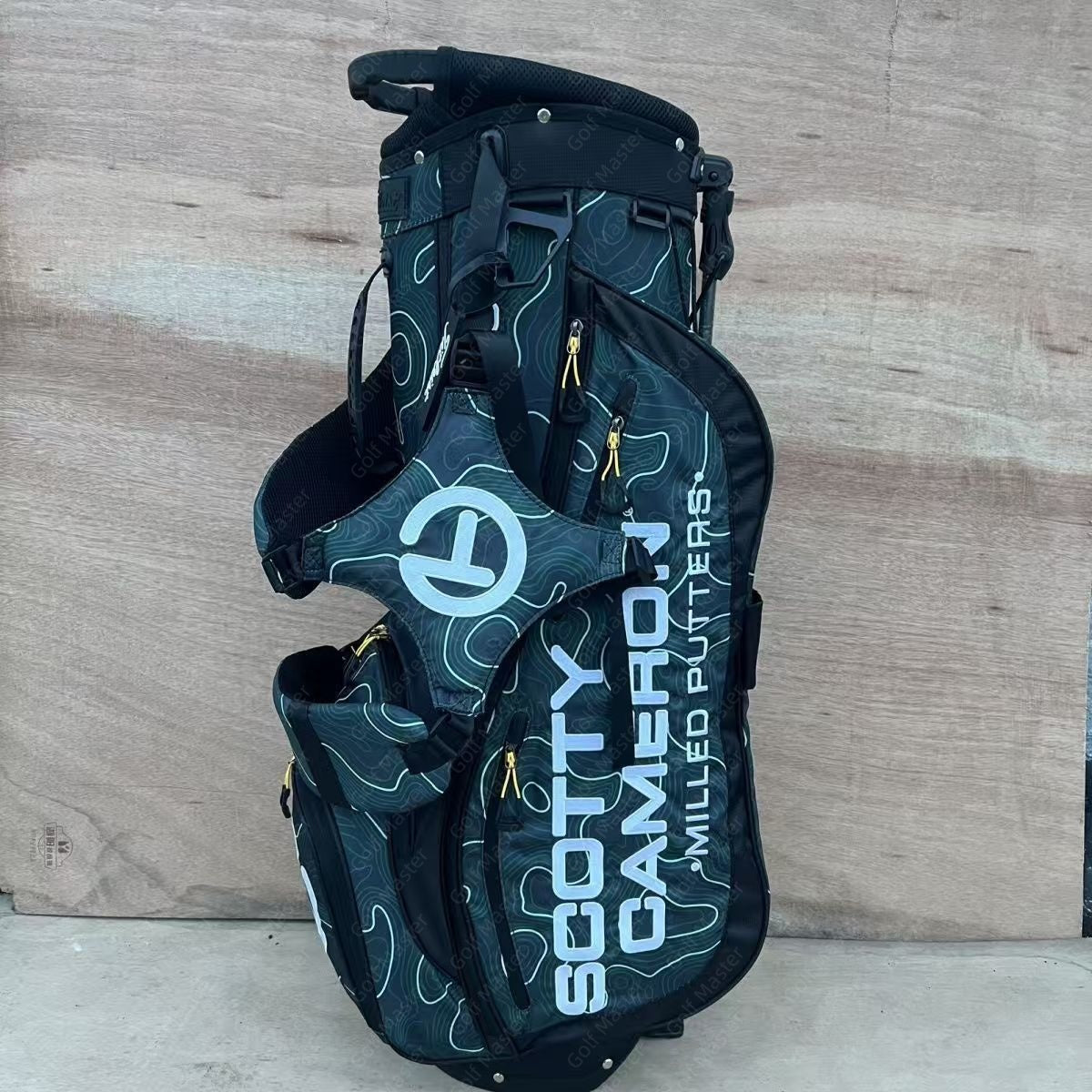 41-Scotty Cameron Bag
