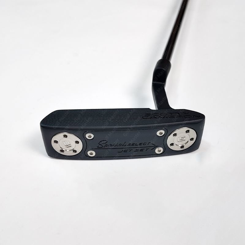 37 Scotty Cameron