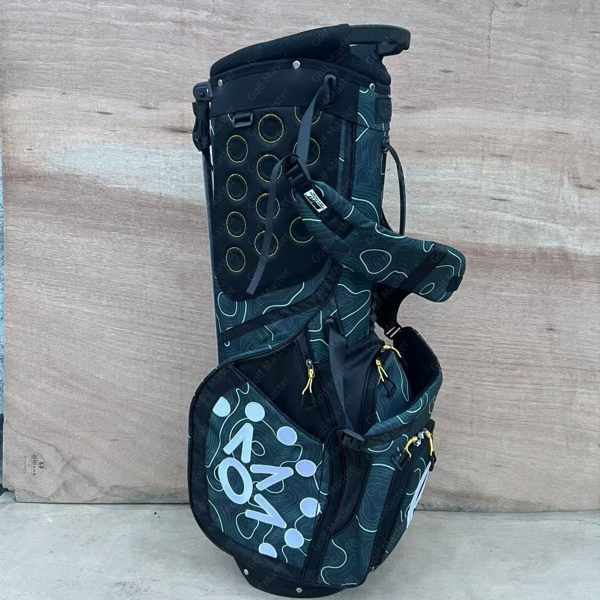 41-Scotty Cameron Bag