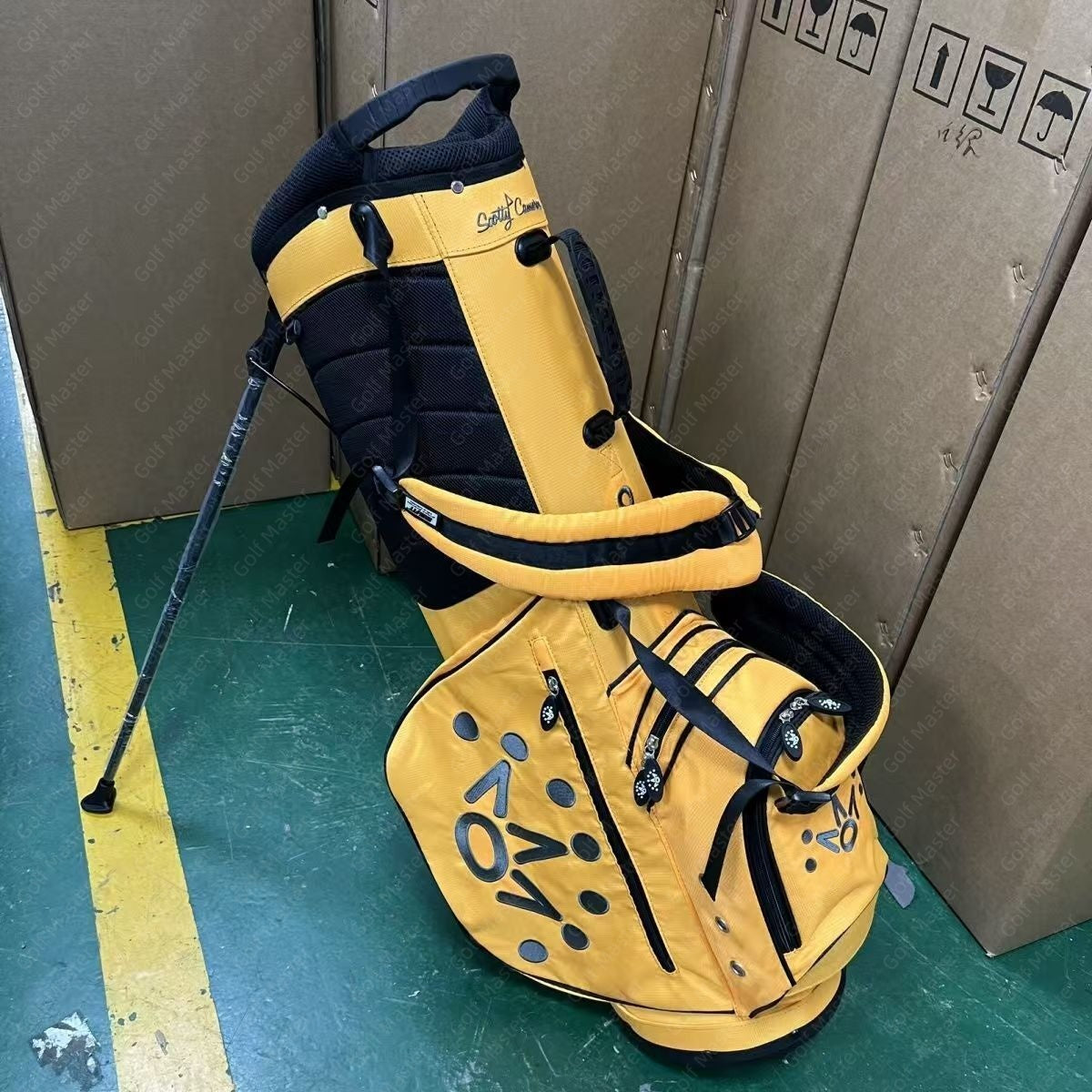 64-Scotty Cameron Bag