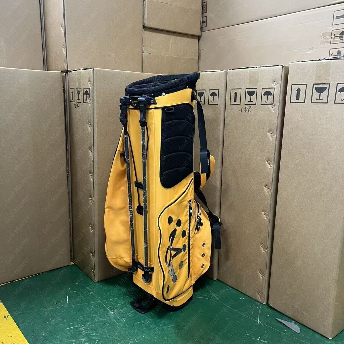 64-Scotty Cameron Bag