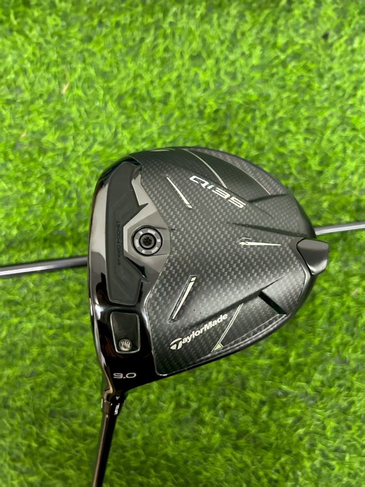QI35 Left-hand Driver