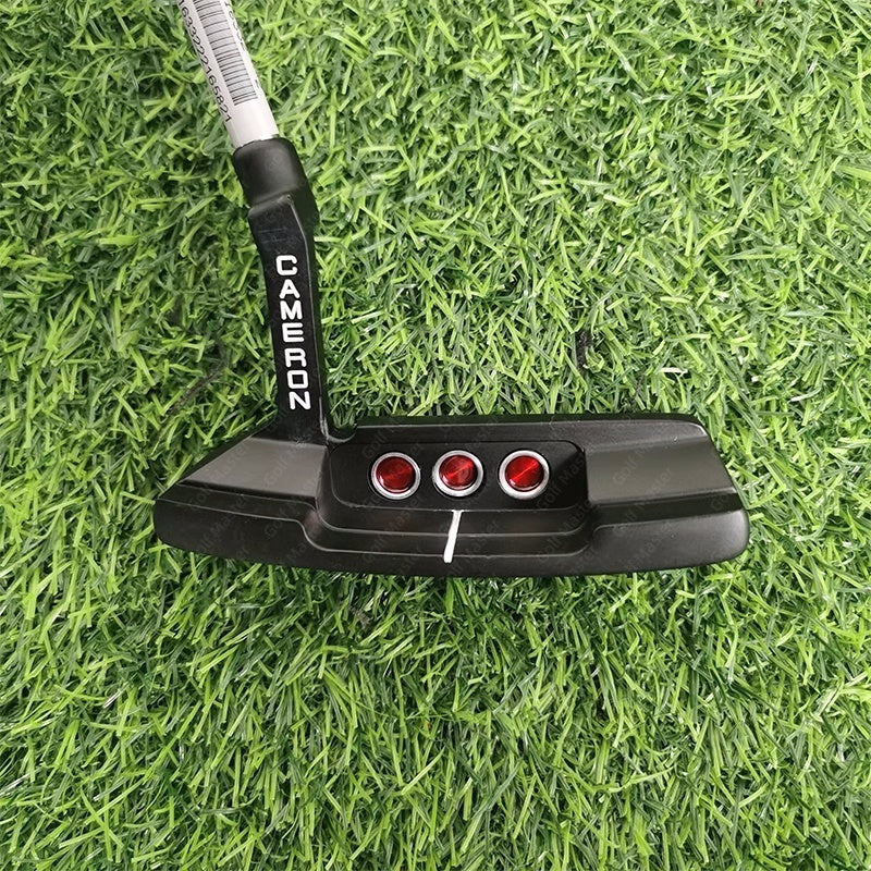 32 Scotty Cameron