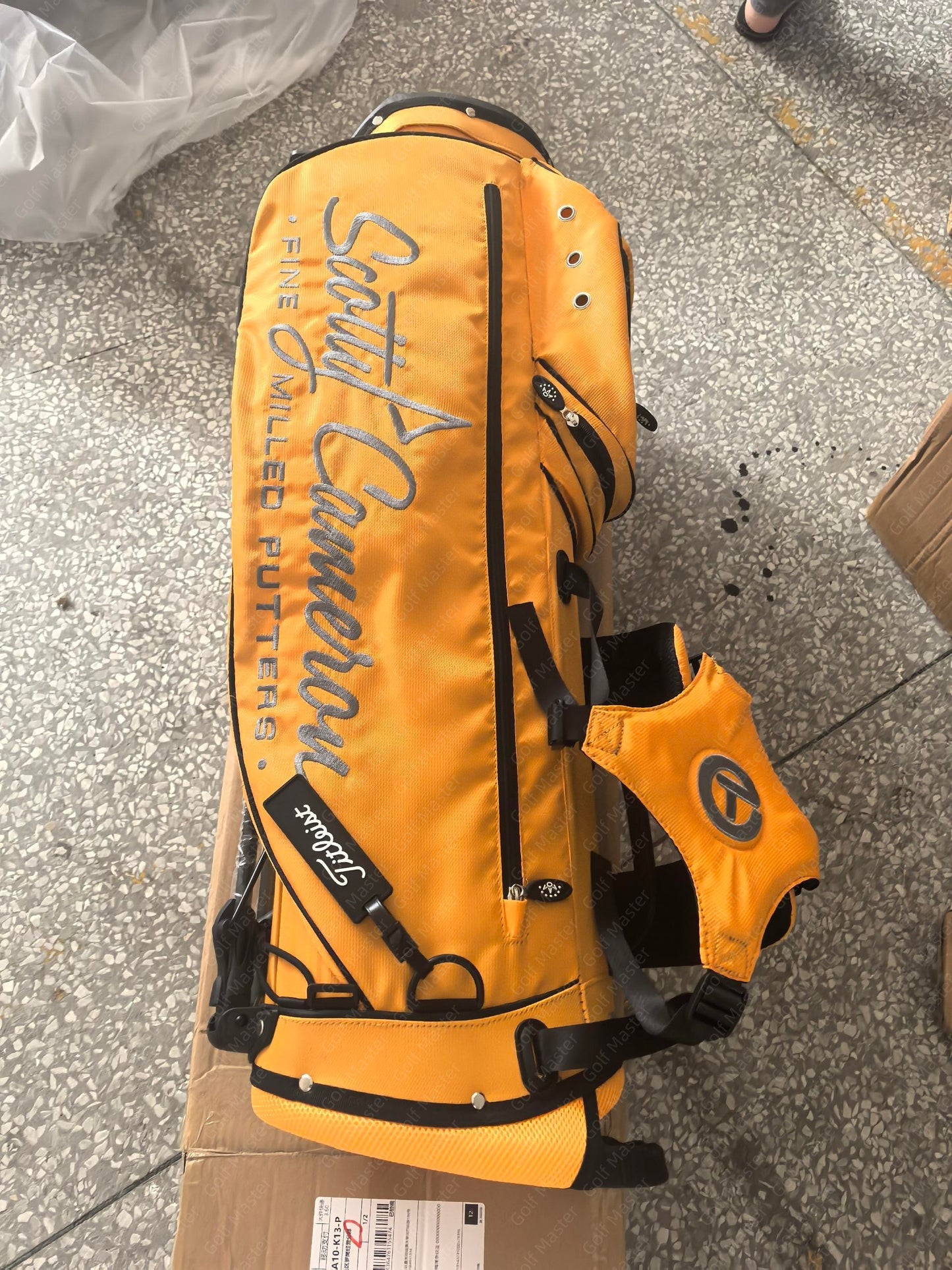 64-Scotty Cameron Bag