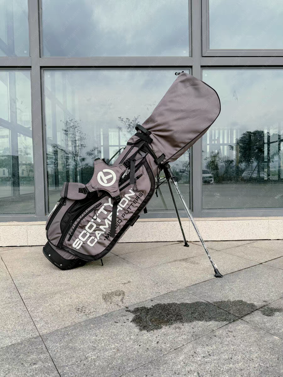 7-Scotty Cameron Bag