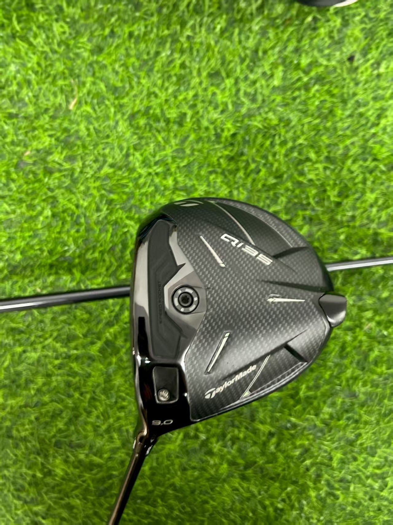 QI35 Left-hand Driver